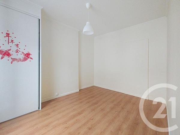 Immeuble à vendre  206,75 m2 ST DENIS - 93