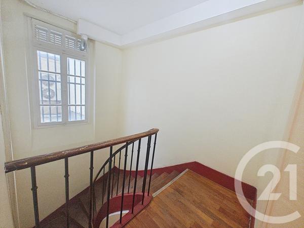 Immeuble à vendre  206,75 m2 ST DENIS - 93