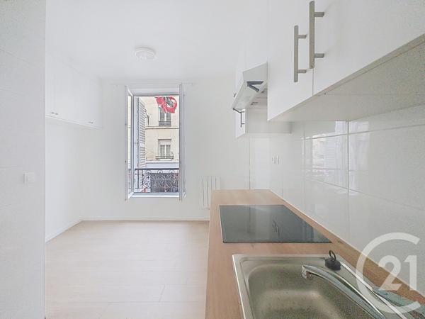 Immeuble à vendre  206,75 m2 ST DENIS - 93