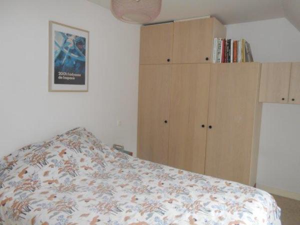 Appartement maison de ville en duplex, de type T3, offrant une surface habitable de 71 m², hyper centre ville