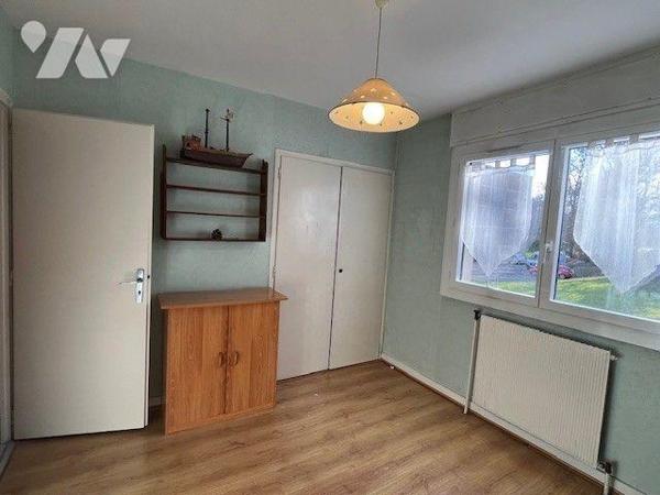 Appartement à Vendre à Bassens type 4

Cet appartement de type 4 offre un beau potentiel d'am...