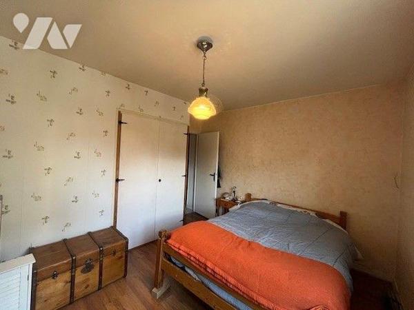 Appartement à Vendre à Bassens type 4

Cet appartement de type 4 offre un beau potentiel d'am...