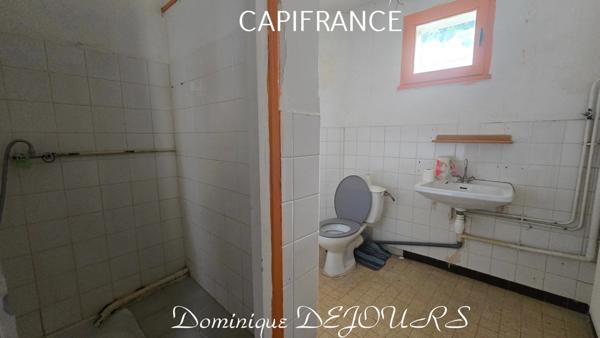 Ardèche, Vallée de l'Eyrieux, à St Sauveur de Montagut au coeur du village Maison à vendre de 105 m² avec terrain attenant 160m²