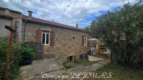 Ardèche, Vallée de l'Eyrieux, à St Sauveur de Montagut au coeur du village Maison à vendre de 105 m² avec terrain attenant 160m²