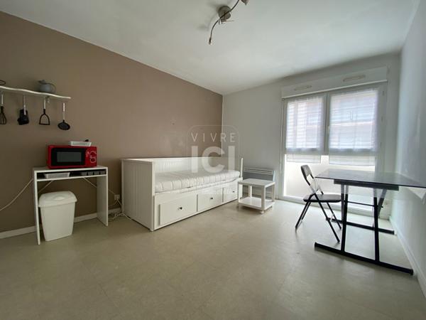 A LOUER - NANTES PETIT PORT/FACULTES - Appartement de Type 1 MEUBLE de 34.06 m²