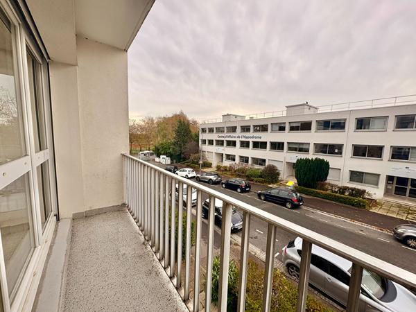 A LOUER - NANTES PETIT PORT/FACULTES - Appartement de Type 1 MEUBLE de 34.06 m²