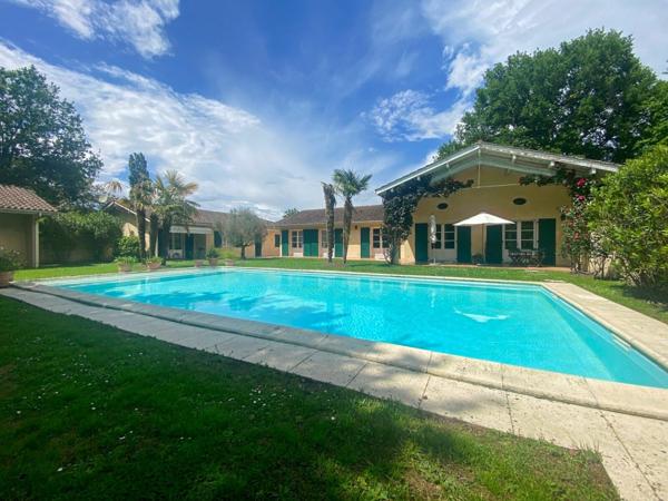 Maison à vendre    5 pièces • 220 m2 Labastide-d'Armagnac