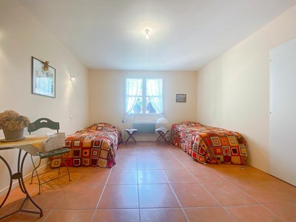 Maison à vendre    5 pièces • 220 m2 Labastide-d'Armagnac