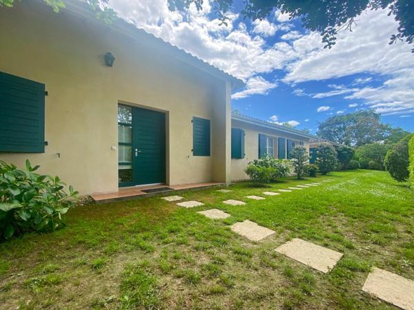 Maison à vendre    5 pièces • 220 m2 Labastide-d'Armagnac