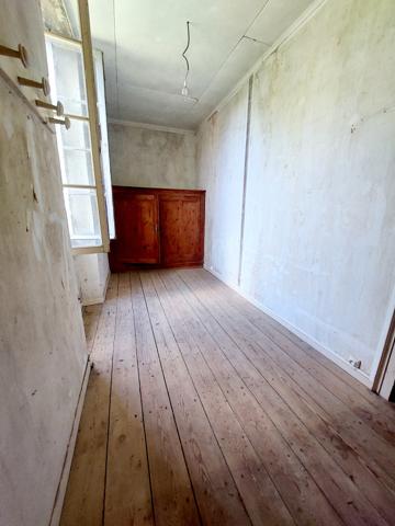 Maison bourgeoise 350 m2 avec jardin 2000 m2 en bordure du Canal