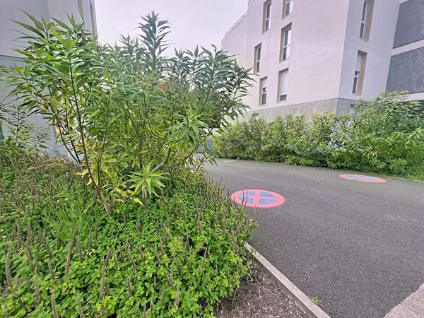 A VENDRE ANGERS - ESA/ARBORETUM - TYPE 3 - BALCON - RESIDENCE RECENTE