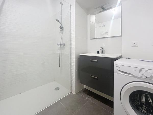 A VENDRE ANGERS - ESA/ARBORETUM - TYPE 3 - BALCON - RESIDENCE RECENTE