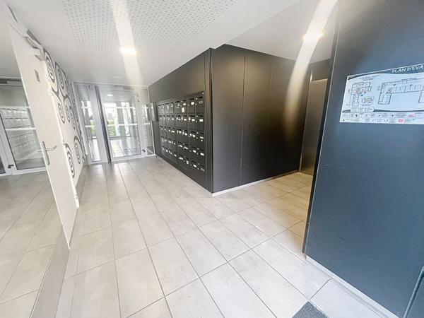 A VENDRE ANGERS - ESA/ARBORETUM - TYPE 3 - BALCON - RESIDENCE RECENTE