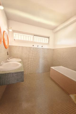 GRADIGNAN PROCHE CENTRE - MAISON CONTEMPORAINE