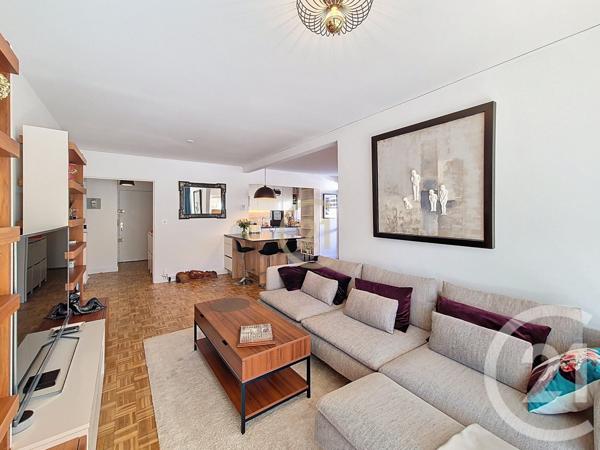 Appartement T5 à vendre  5 pièces - 123 m2 SALON DE PROVENCE - 13