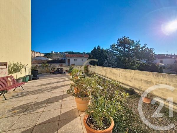 Appartement T5 à vendre  5 pièces - 123 m2 SALON DE PROVENCE - 13