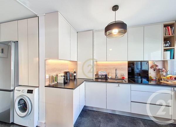 Appartement T5 à vendre  5 pièces - 123 m2 SALON DE PROVENCE - 13