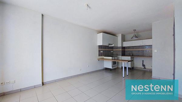 Appartement Istres 2 pièce(s) 38 m², résidence sécurisée et fermée, terrasse et stationnement privatif