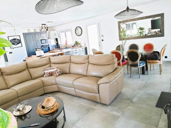 VILLA T5 PLAIN PIED/SUD AVEC PISCINE!