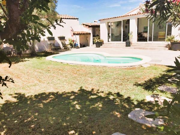 VILLA T5 PLAIN PIED/SUD AVEC PISCINE!