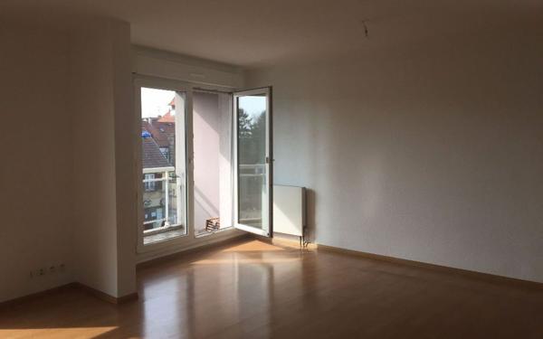 Appartement à louer    3 pièces •  Strasbourg