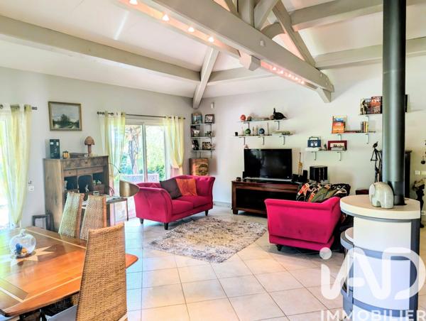 Maison à vendre 5 pièces 126 m² Cuers