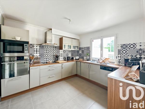 Maison 5 pièces de 115 m² à Mennecy (91540)