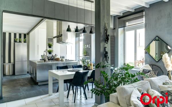 Appartement à vendre    5 pièces • 145 m2 Rillieux-la-Pape