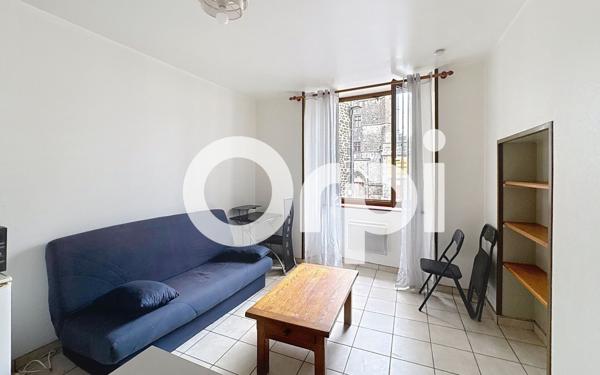 Appartement à louer    1 pièce • 22 m2 Saint-Flour