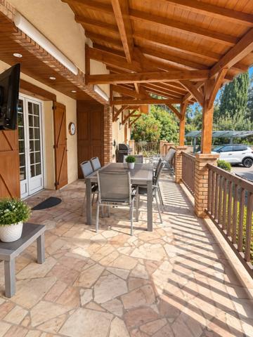 Maison à vendre 5 pièces VAUX SUR SEINE (78) - garage - dépendances - jardin - cuisine d'été
