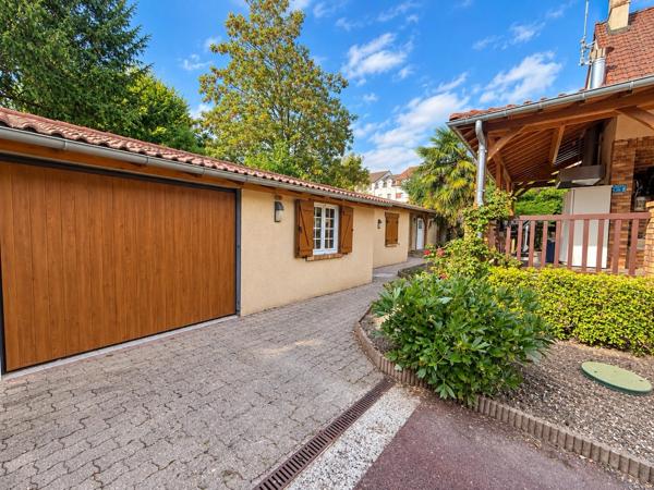 Maison à vendre 5 pièces VAUX SUR SEINE (78) - garage - dépendances - jardin - cuisine d'été