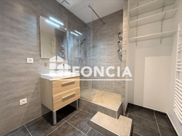 Location Appartement 2 pièces 41.62 m² - 19 AVENUE ALSACE LORRAINE Grenoble 38000