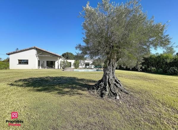 Villa Saint Sulpice La Pointe 5 pièce(s) 170 m2