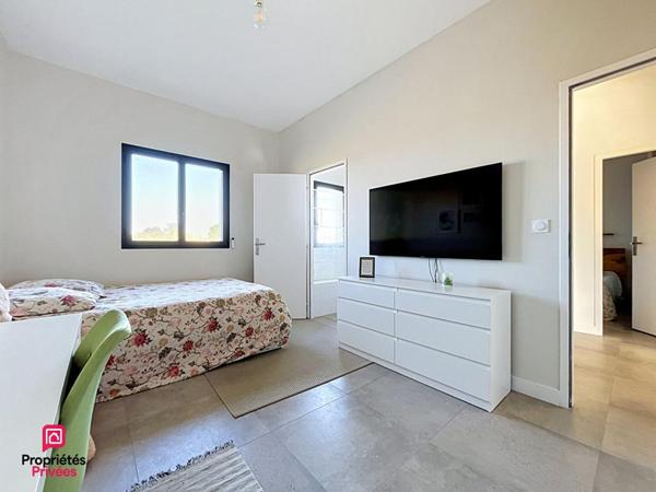 Villa Saint Sulpice La Pointe 5 pièce(s) 170 m2