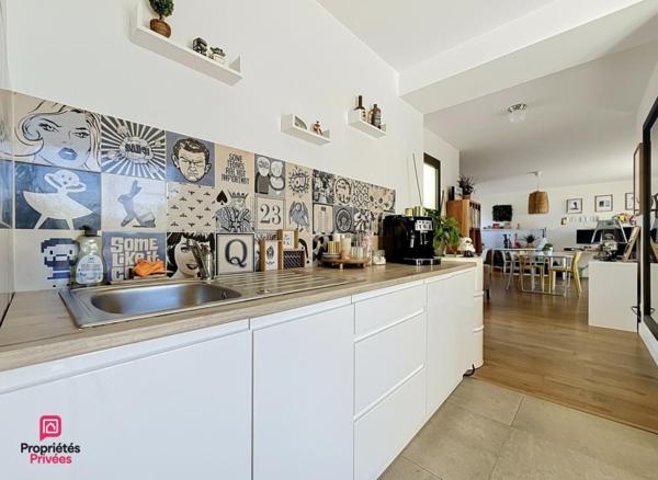 Villa Saint Sulpice La Pointe 5 pièce(s) 170 m2