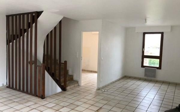 Maison à louer    4 pièces • 88,97 m2 Saint-Thibault-des-Vignes