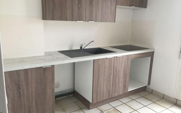 Maison à louer    4 pièces • 88,97 m2 Saint-Thibault-des-Vignes