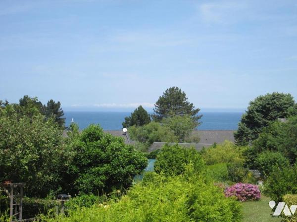 Belle maison avec vue mer