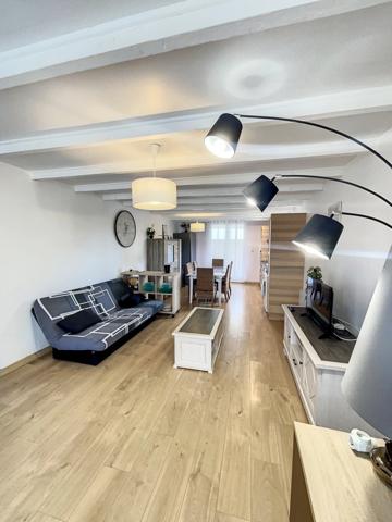 *** APPARTEMENT T2 MEUBLE * TERRASSE * PARKING ***