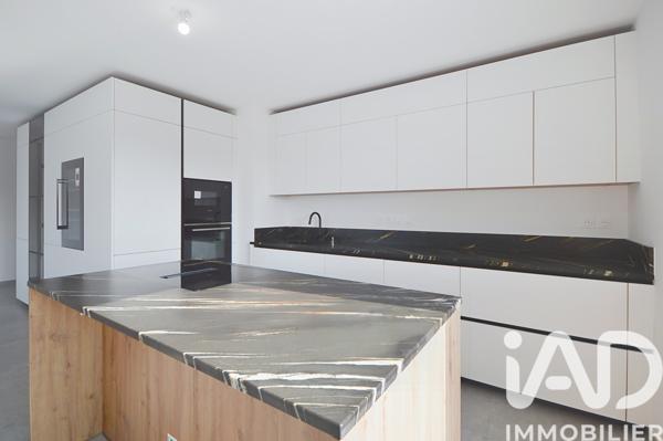 Appartement à vendre 5 pièces 146 m² Versonnex