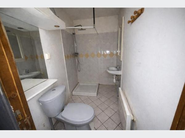 Immeuble à Vendre à ST AMAND LES EAUX