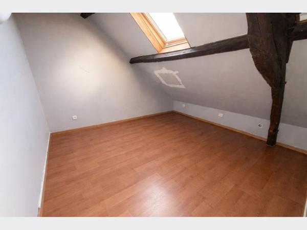Immeuble à Vendre à ST AMAND LES EAUX