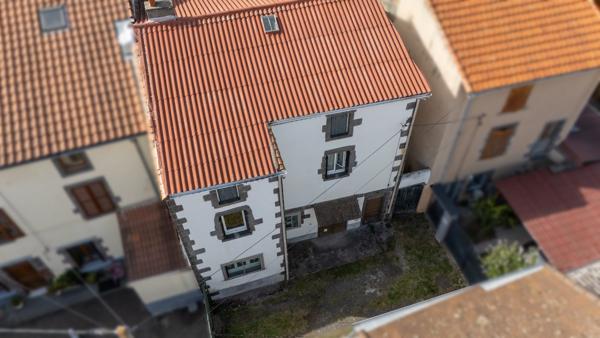 Maison de ville 108 m² avec jardin garage et cave
