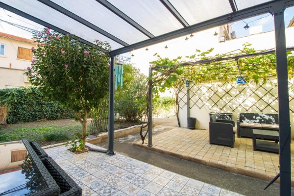 Maison de ville 108 m² avec jardin garage et cave