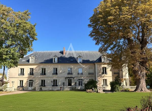 COUBERT - PROPRIÉTÉ DE CARACTÈRE - PARC 5 500 M² - 6 LOGEMENTS LOUÉS