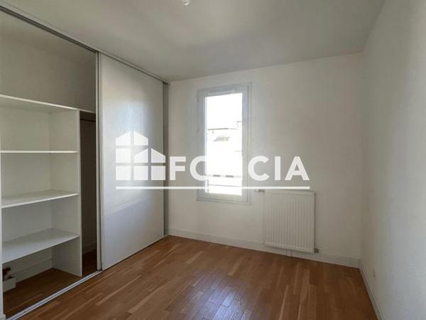 Location Appartement 3 pièces 63.98 m² - 9 RUE DE POUY Paris 75013