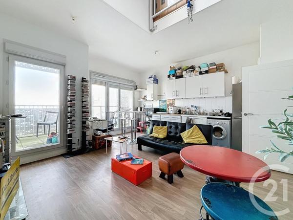 Appartement Loft à vendre  2 pièces - 57,28 m2 PUTEAUX - 92