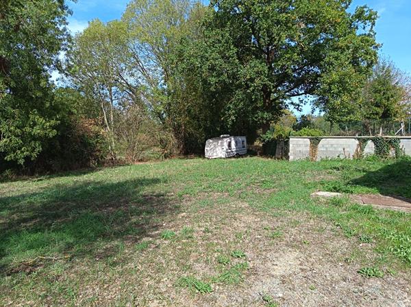 Maison Saint Maurice Le Girard 5 pièce(s) 95m² 2 chambres  1205 m² terrain calme