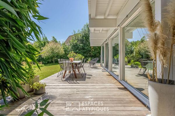 Maison ossature bois avec piscine et vue