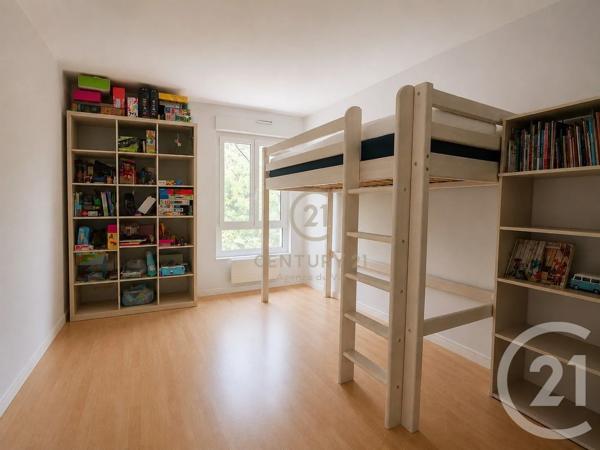 Appartement F4 à vendre  4 pièces - 76,66 m 2   CHAMPS SUR MARNE  - 77
